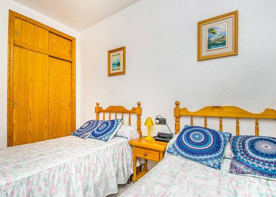 2nd hand - Bungalow - Torrevieja - Los Balcones