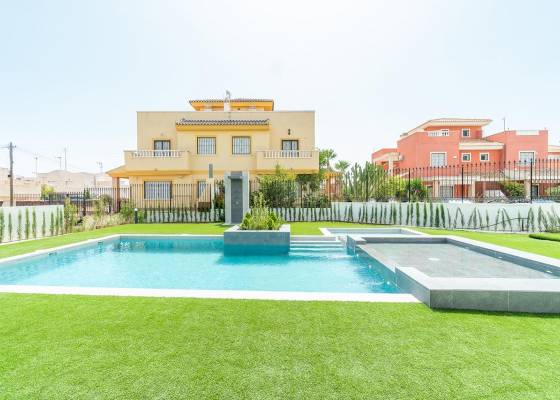 New Build - Bungalow - Torrevieja - Lago Jardín II