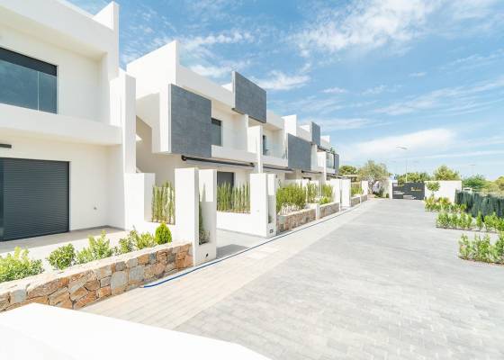 Nueva construcción  - Bungalow - Torrevieja - Lago Jardín II