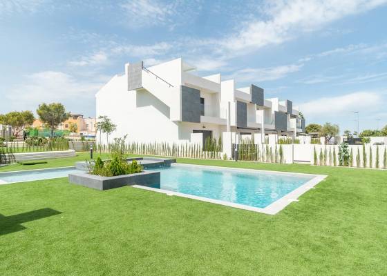 Nueva construcción  - Bungalow - Torrevieja - Lago Jardín II