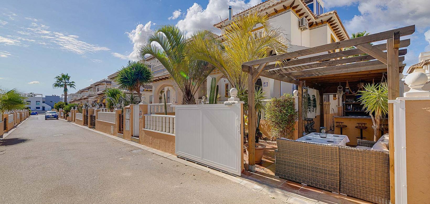 buy house in spain