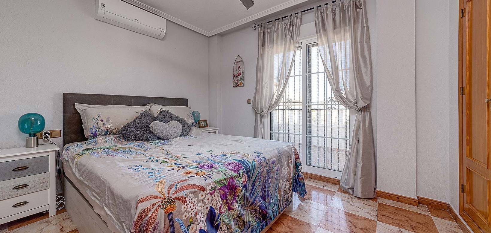 2nd hand - Chalet - Orihuela Costa - Lomas de Cabo Roig
