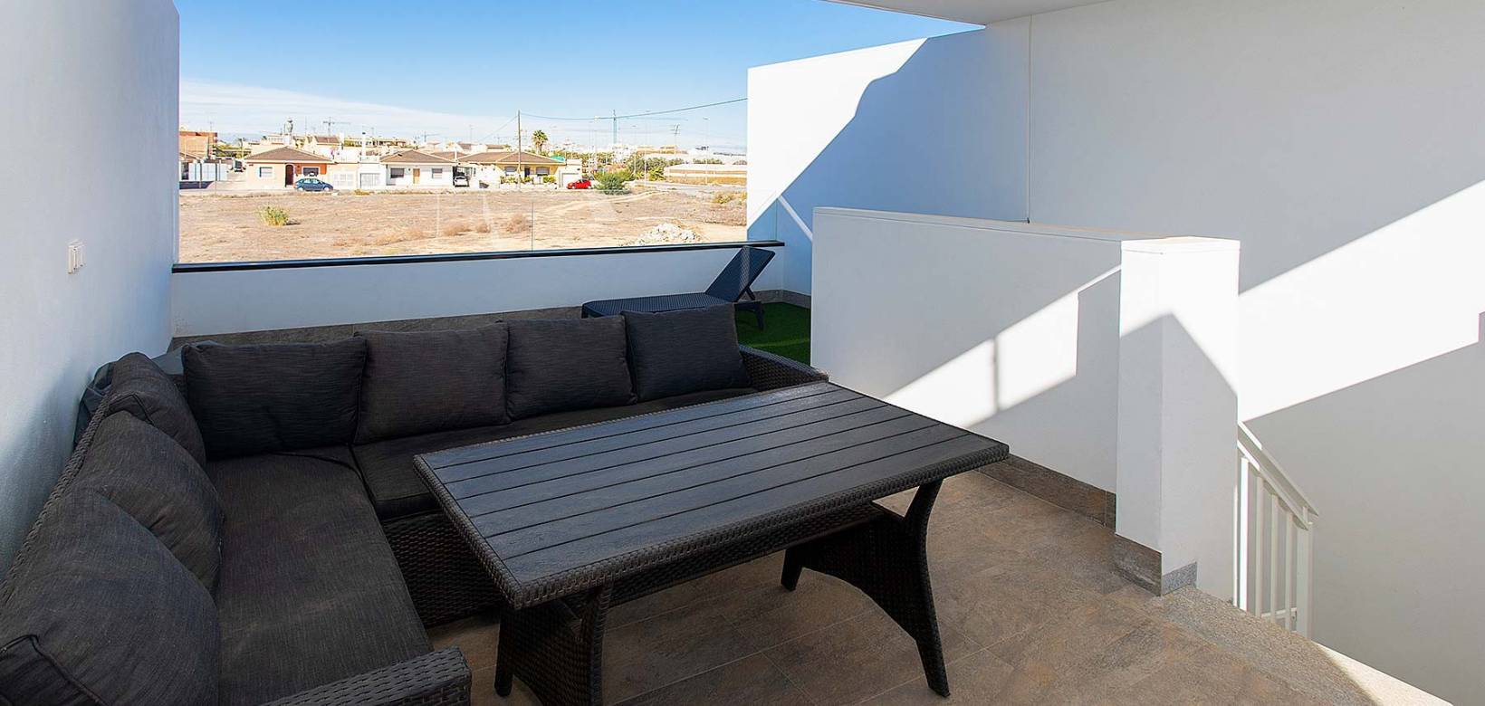 2ª mano - Chalet - Pilar de la Horadada