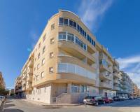 2. Hand - Penthouse - Torrevieja