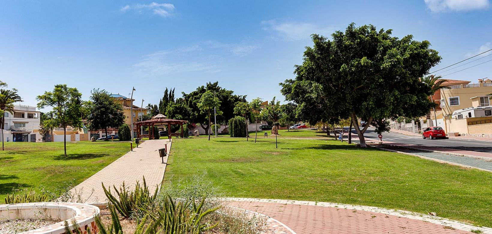 Nieuw gebouw - Bungalow - Torrevieja - Lago Jardín II