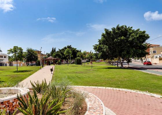 Nowa konstrukcja - Dom parterowy - Torrevieja - Lago Jardín II