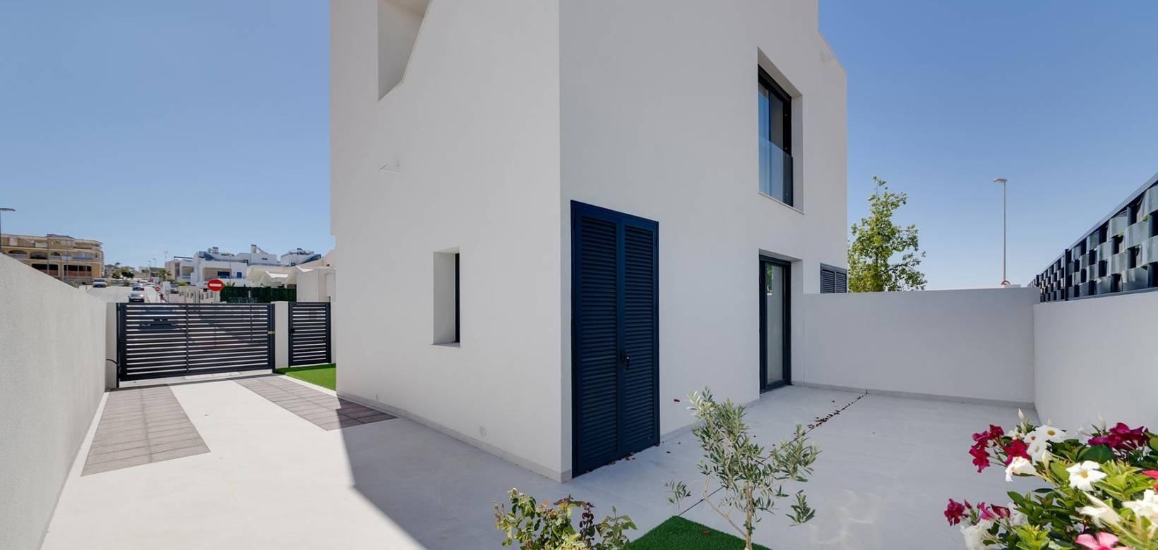 buy house in spain