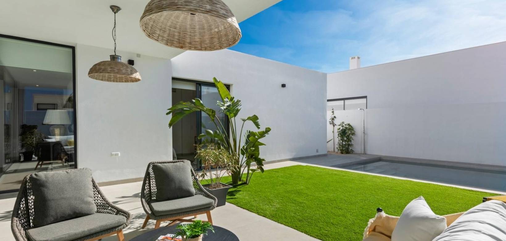 buy house in spain