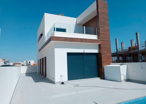 buy house in spain