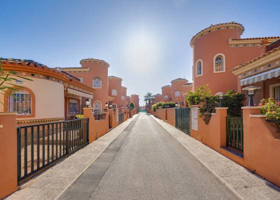 2. hånd - Villa - Orihuela Costa - Playa Flamenca