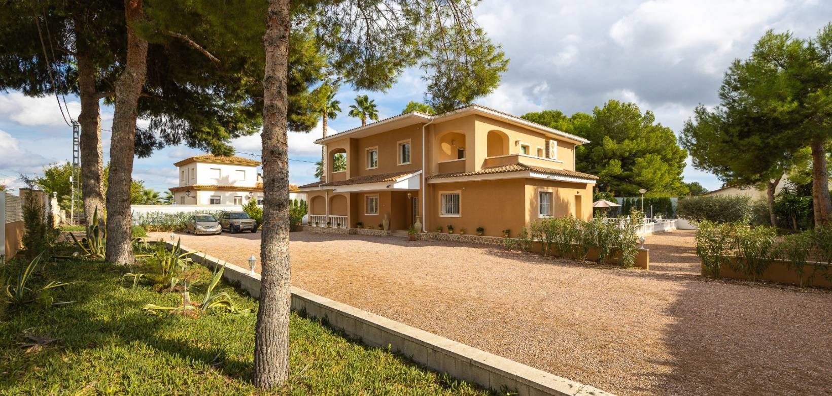 2e hands - Villa - Aspe
