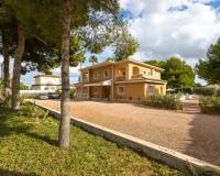 2e hands - Villa - Aspe