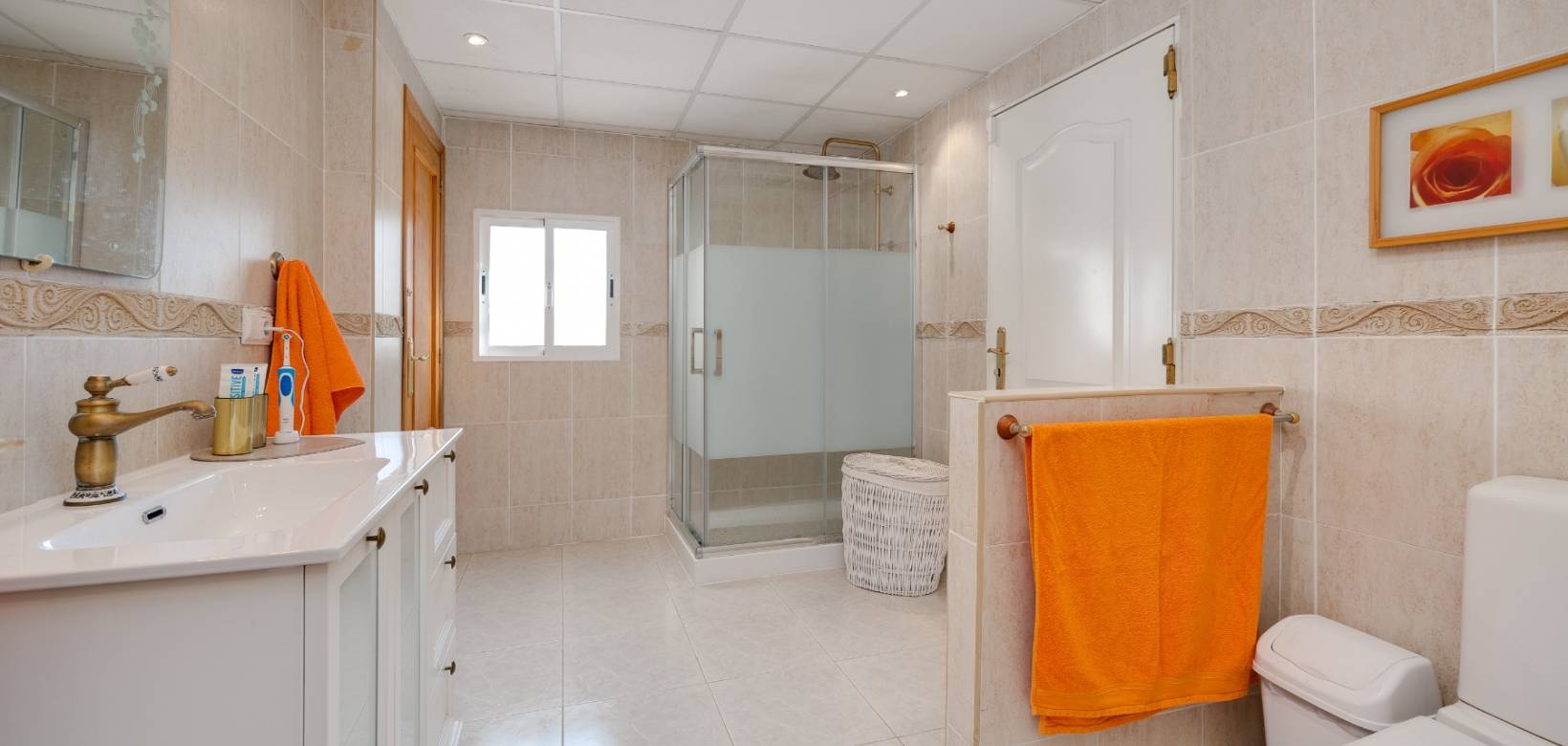 2e hands - Villa - Aspe