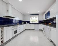 2e hands - Villa - Aspe