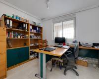 2e hands - Villa - Aspe