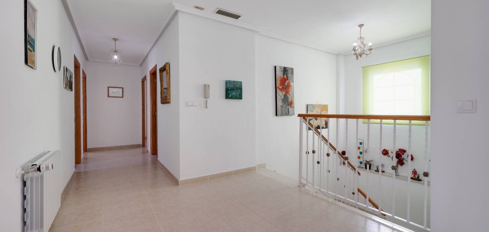 2e hands - Villa - Aspe