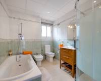 2e hands - Villa - Aspe