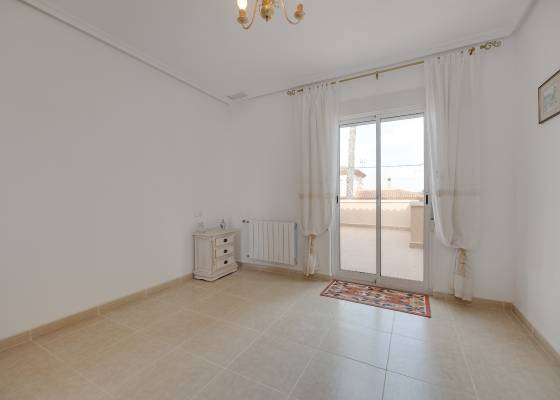 2e hands - Villa - Aspe