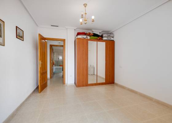 2e hands - Villa - Aspe