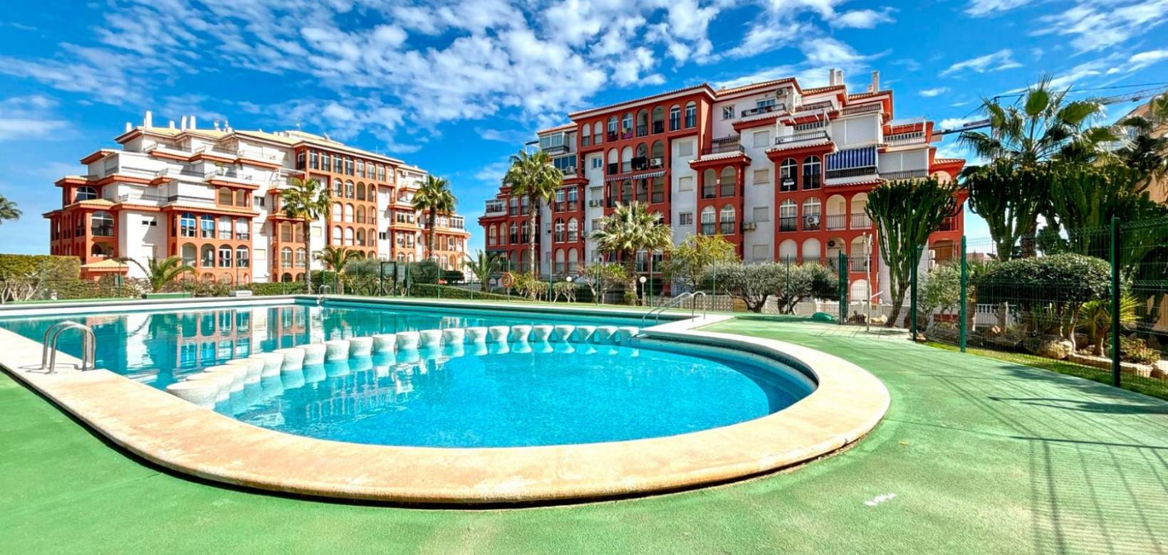 Resale - Квартира - Torrevieja - La Mata