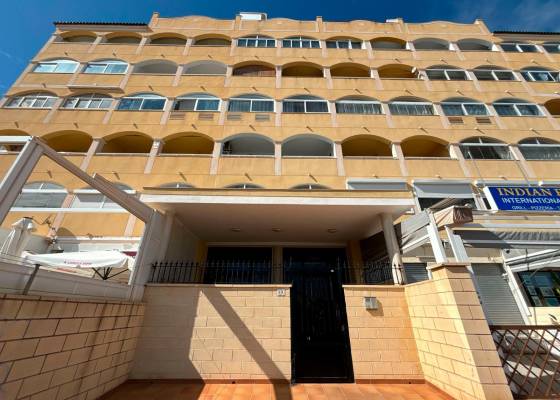 Resale - Квартира - Torrevieja - La Mata