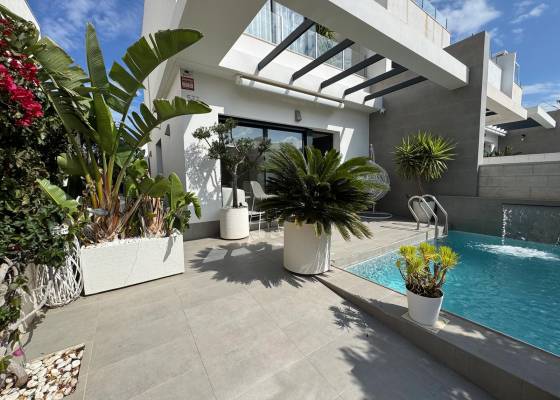 2. Hand - Chalet - Orihuela Costa - Los Altos