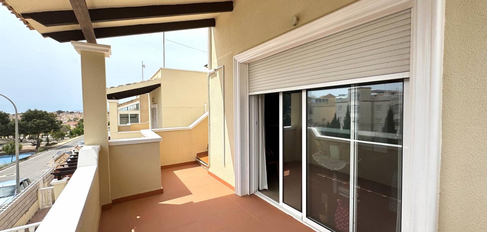 2e hands - Villa - San Miguel de Salinas - El Galán