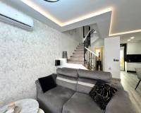 2ª mano - Chalet - Orihuela Costa - Villamartin