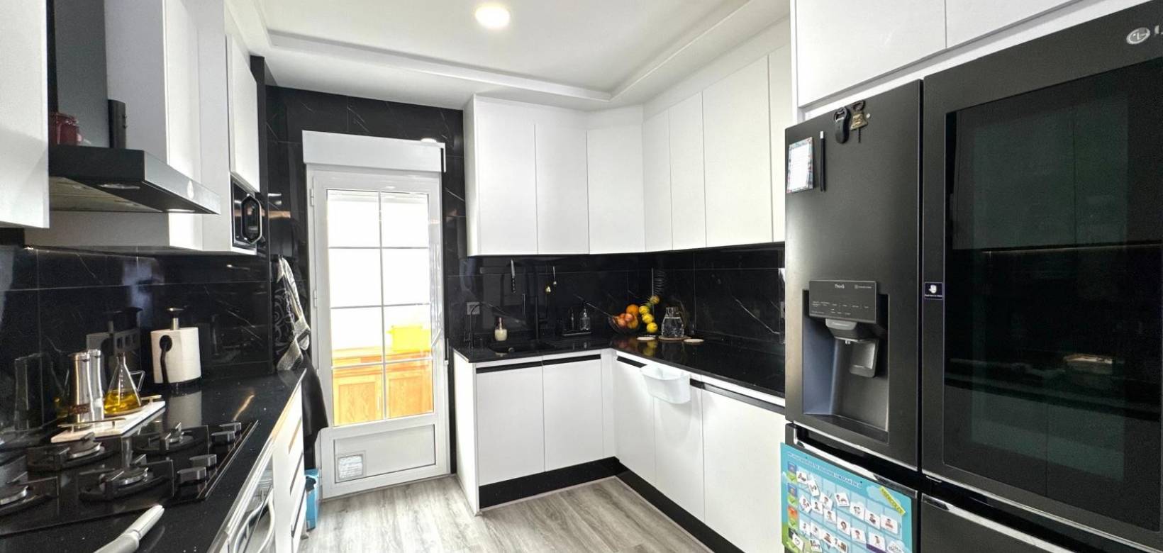 2ª mano - Chalet - Orihuela Costa - Villamartin