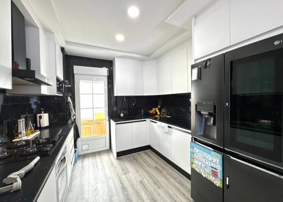2ª mano - Chalet - Orihuela Costa - Villamartin