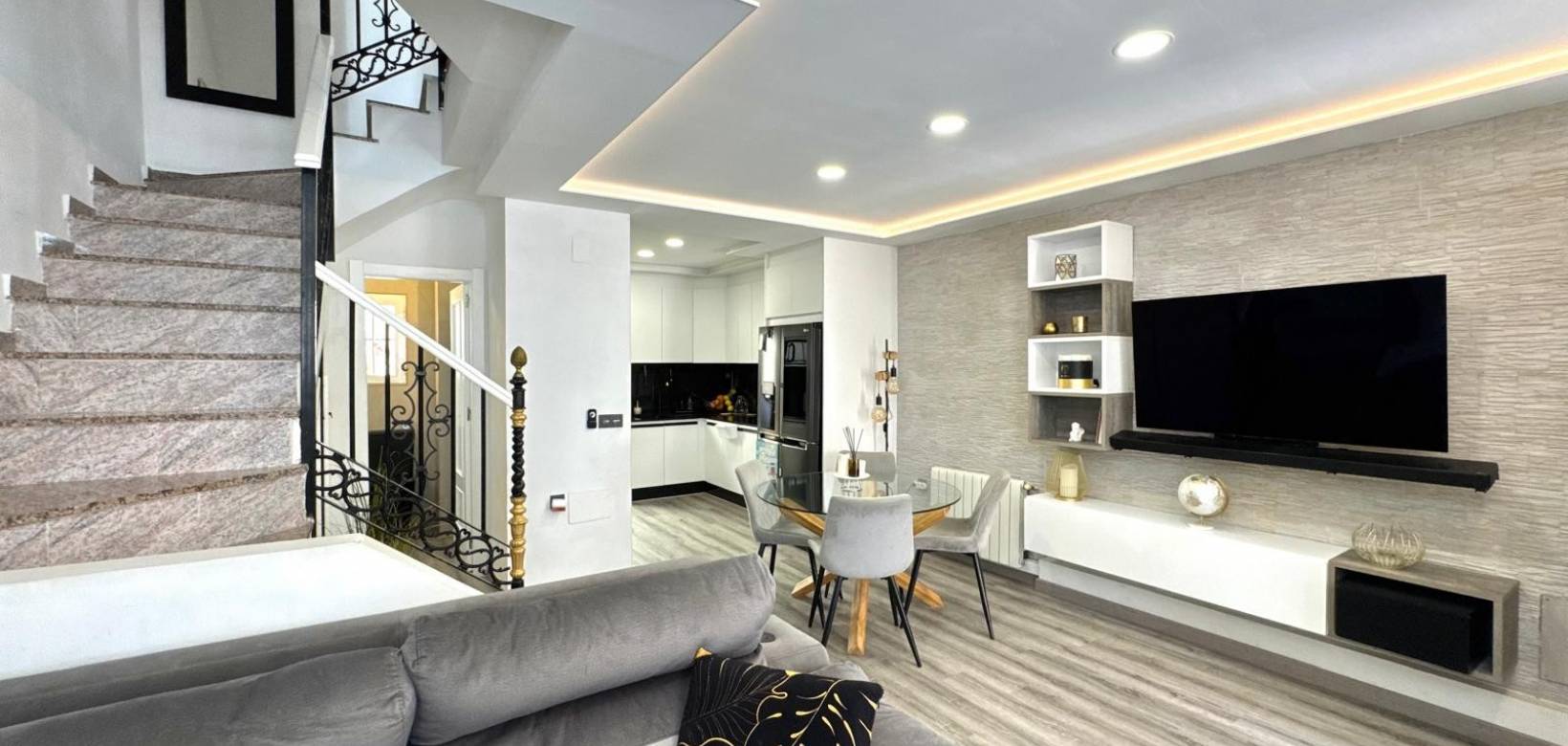 2ª mano - Chalet - Orihuela Costa - Villamartin