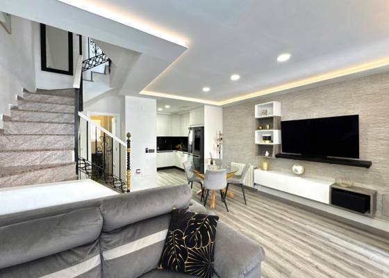 2ª mano - Chalet - Orihuela Costa - Villamartin