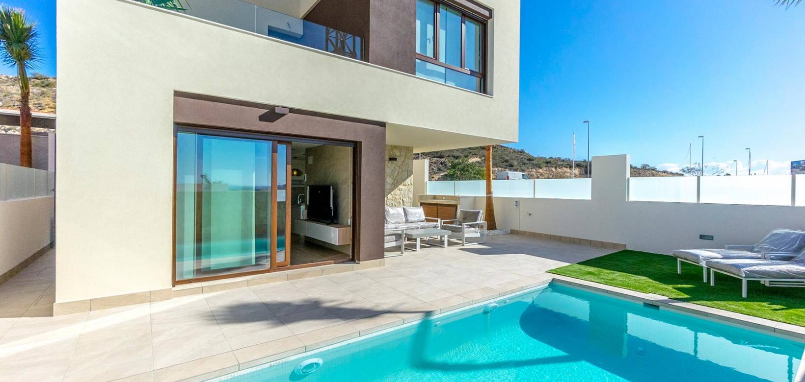buy house in spain