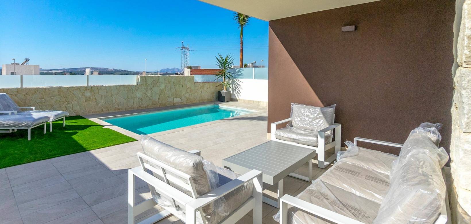 buy house in spain
