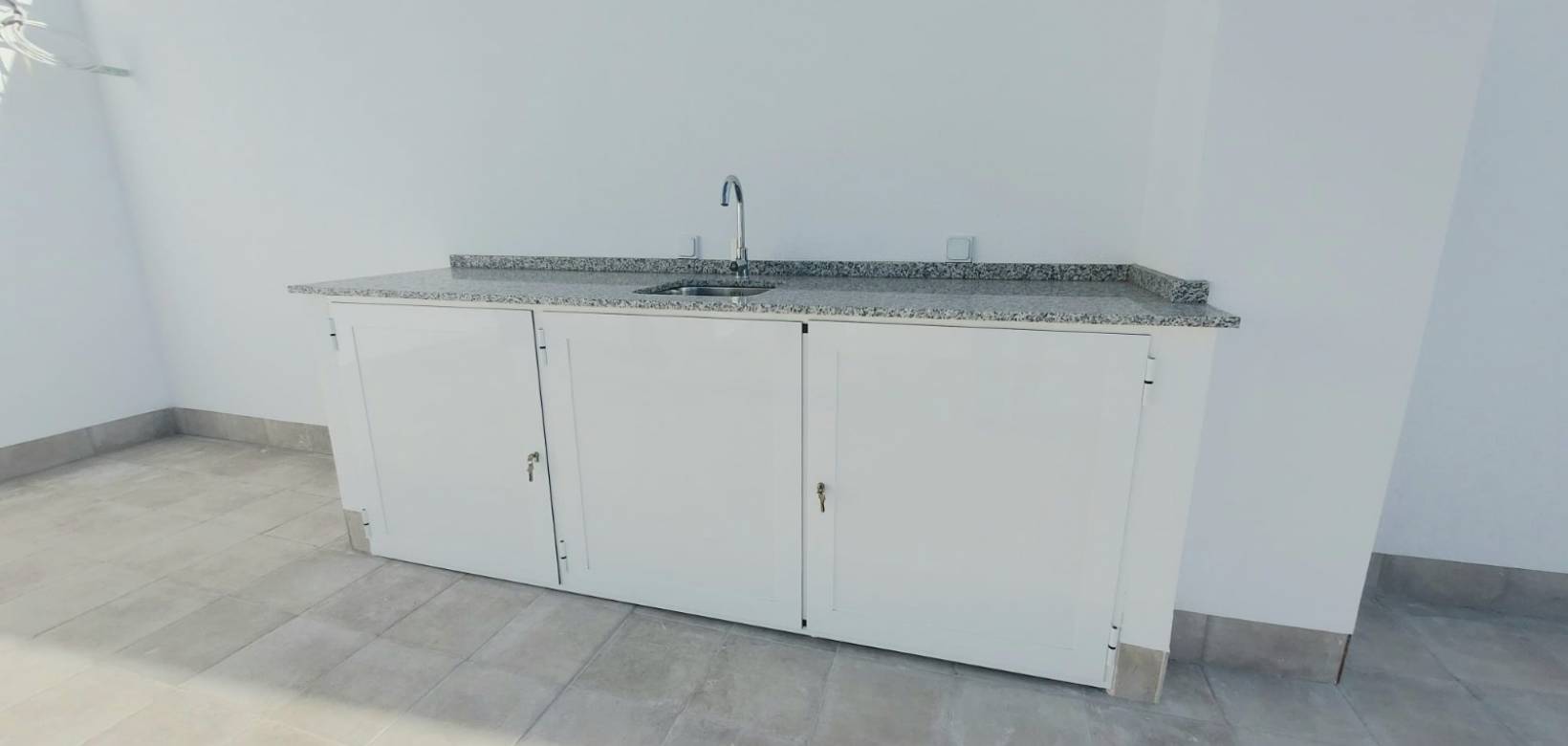 New Build - Вила - Roldan