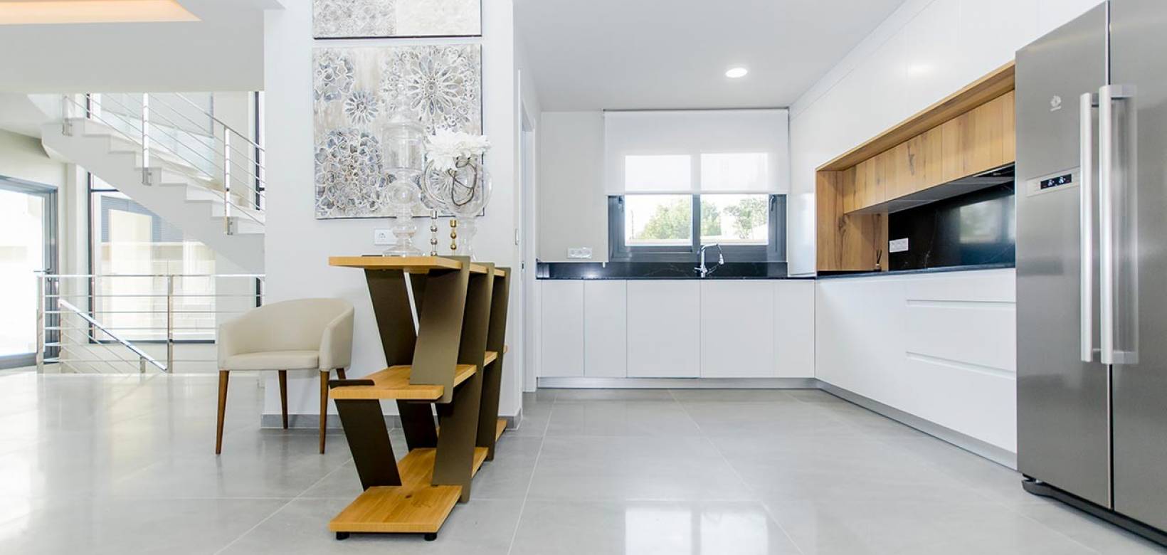 Nueva construcción  - Villa - San Miguel de Salinas - Ciudad de las Comunicaciones