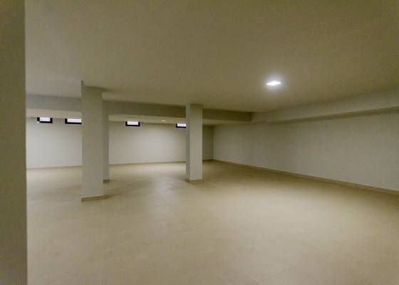 Nueva construcción  - Villa - San Miguel de Salinas - Ciudad de las Comunicaciones