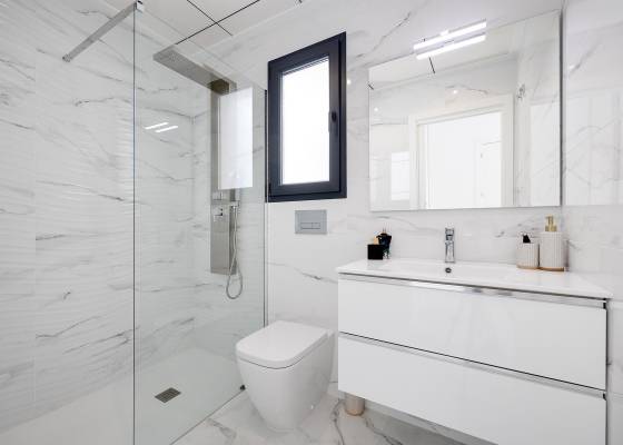 2ª mano - Villa - Torrevieja