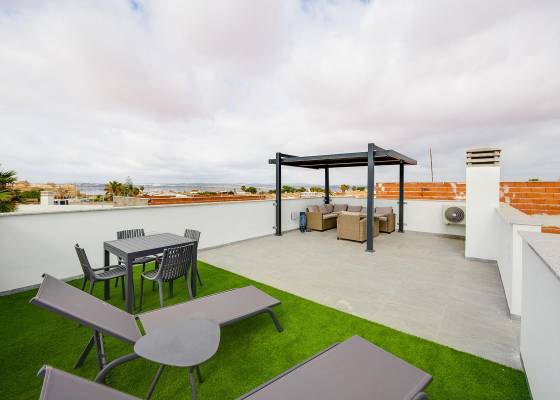 2ª mano - Villa - Torrevieja