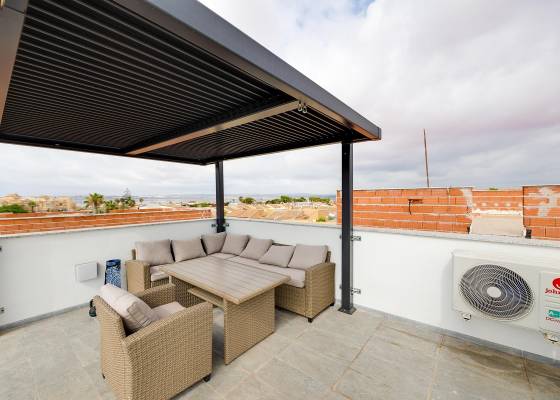 2ª mano - Villa - Torrevieja