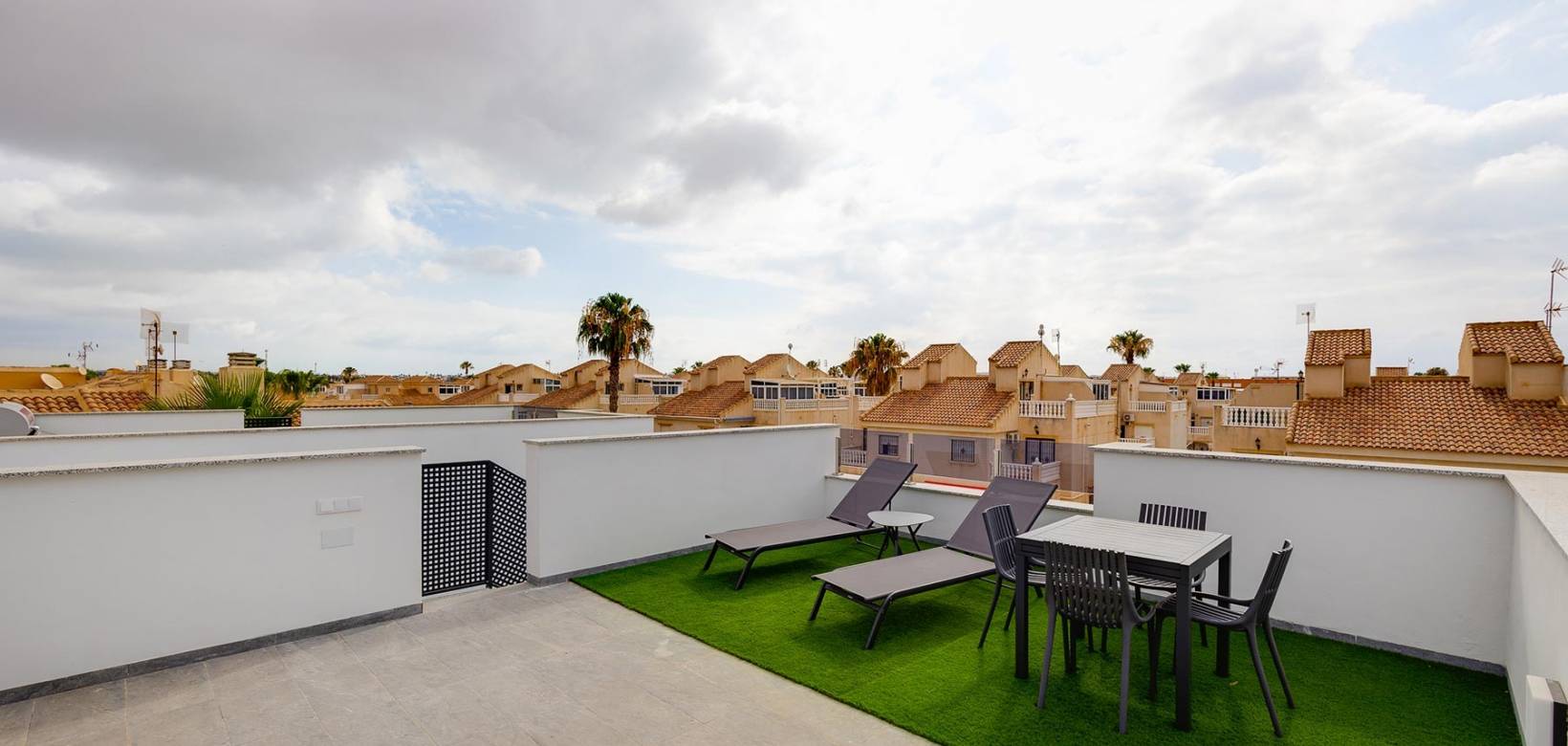 2ª mano - Villa - Torrevieja