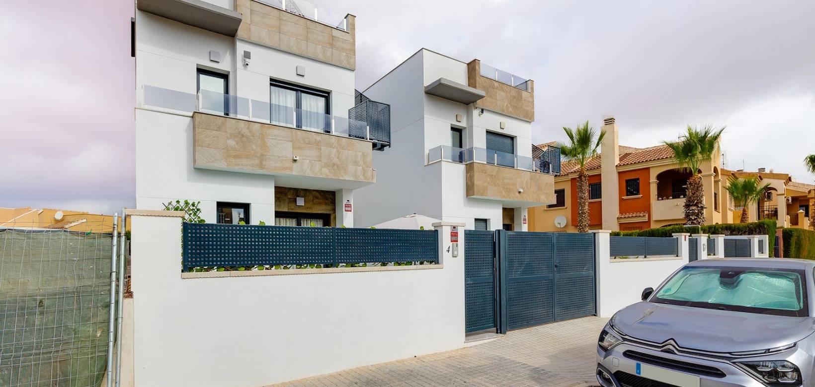 2ª mano - Villa - Torrevieja