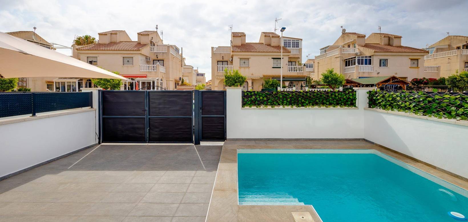 2ª mano - Villa - Torrevieja
