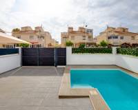 2ª mano - Villa - Torrevieja