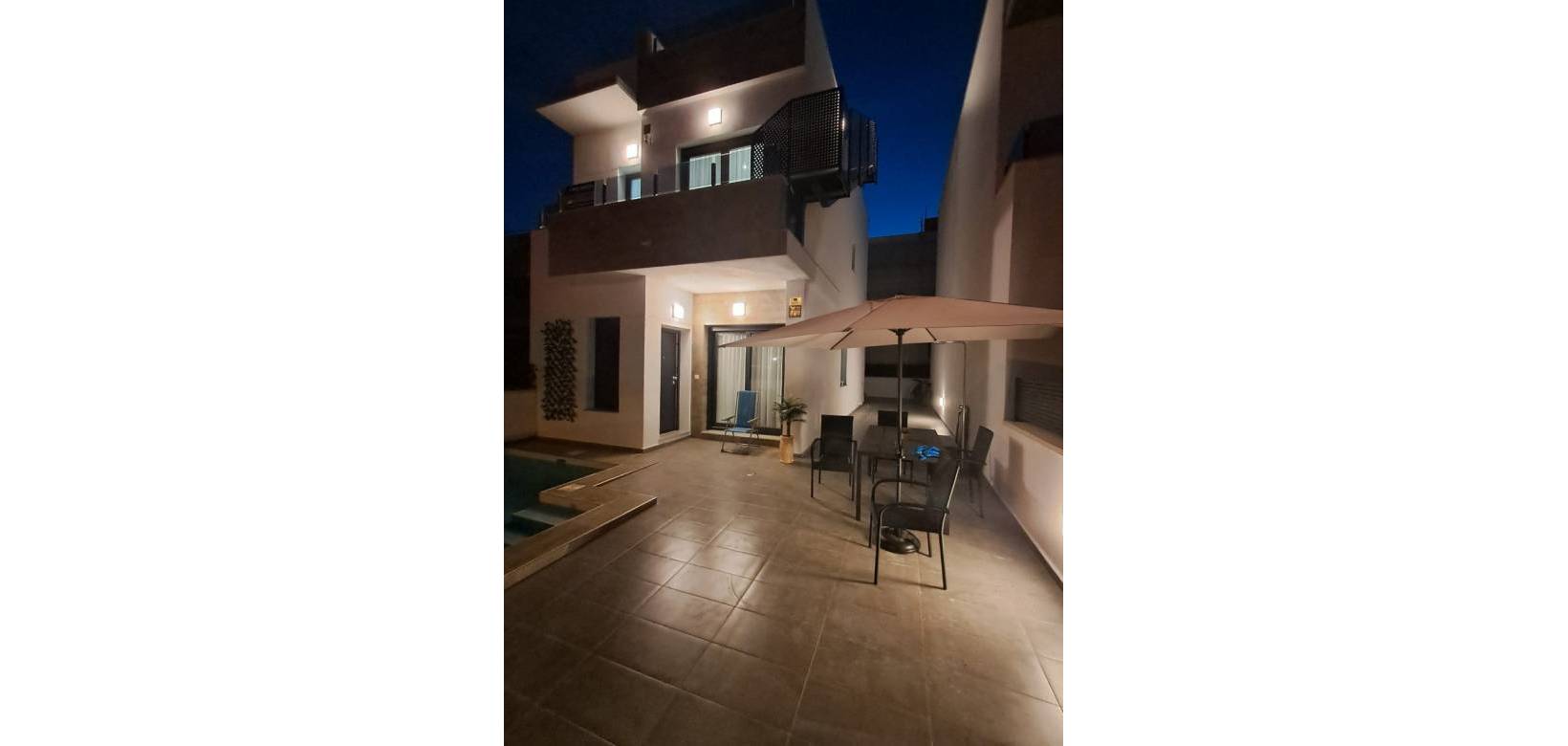 2ª mano - Villa - Torrevieja
