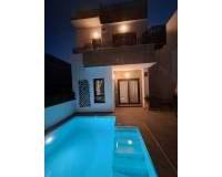 2ª mano - Villa - Torrevieja
