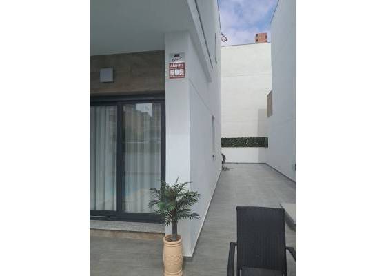 2ª mano - Villa - Torrevieja