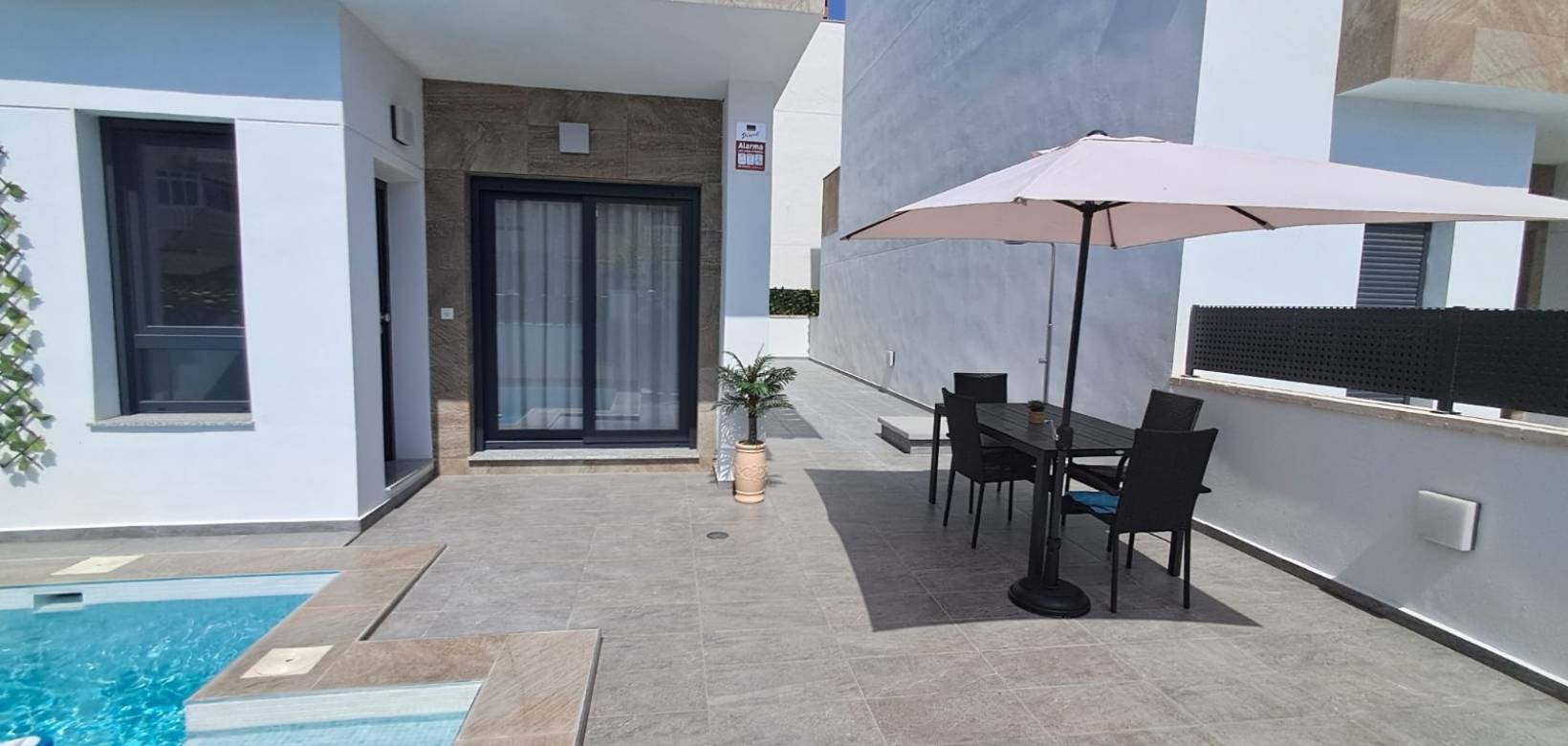 2ª mano - Villa - Torrevieja