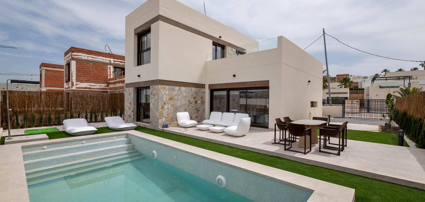 buy house in spain
