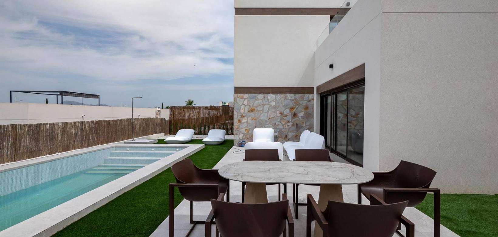 buy house in spain